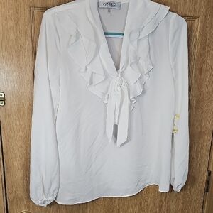 Kasper Elegant White Ruffle Blouse